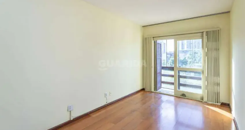 Apartamento com 1 dormitório, com sacada, no bairro Partenon - Porto Alegre/RS
