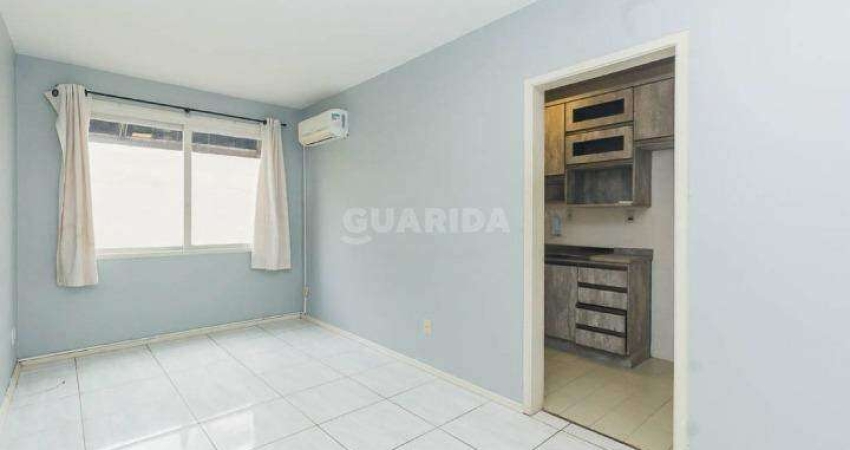 Apartamento com 1 dormitório, com 1 vaga de garagem, no bairro Auxiliadora - Porto Alegre/RS