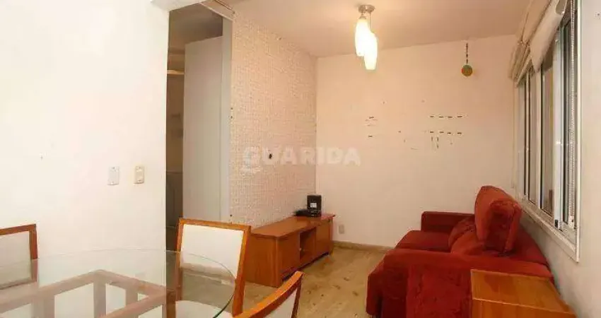 Apartamento semimobiliado com 1 quarto no Bairro Santana!