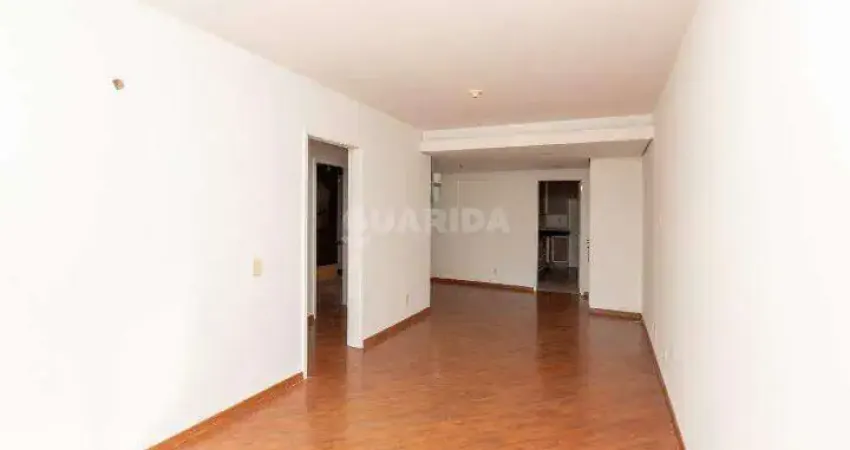 Amplo apartamento de 2 dormitórios no bairro Floresta!