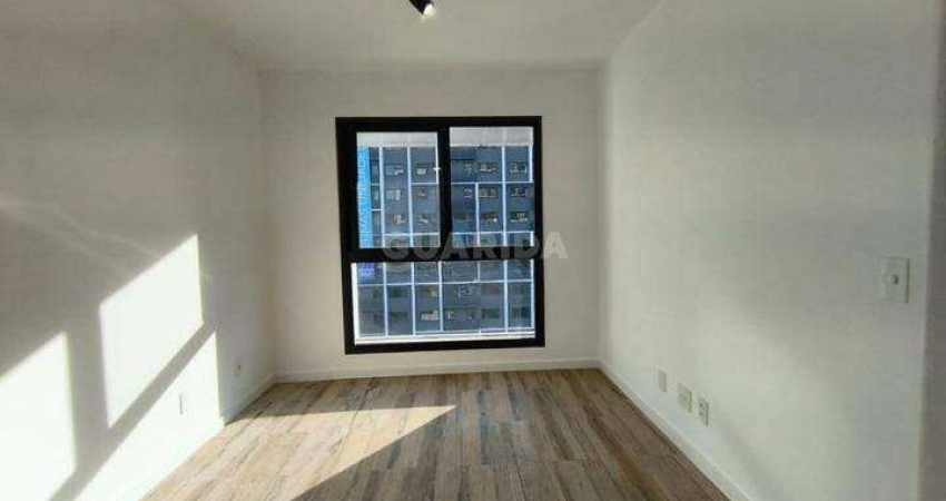 Apartamento com 1 dormitório e 1 vaga de garagem no bairro Central Park