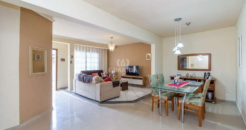 Casa Residencial/Sobrado para aluguel, 4 quartos, 2 suítes, 3 vagas, Alto Petropolis - Porto Alegre/RS