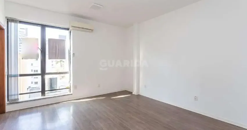 Sala comercial para alugar na Avenida Coronel Lucas de Oliveira, Auxiliadora, Porto Alegre