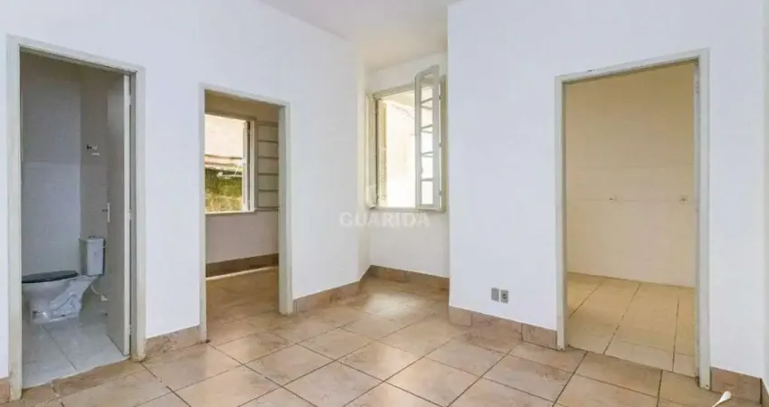 Excelente apartamento de 2 dormitórios no bairro Moinhos de Vento, Porto Alegre - RS