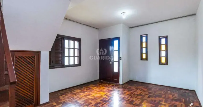 Casa residencial de 4 dormitórios no bairro Agronomia.