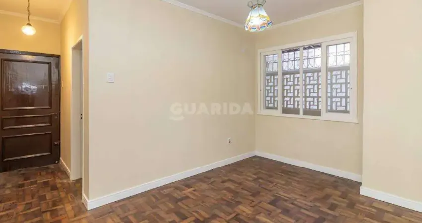 Apartamento térreo com 2 dormitórios no bairro Praia de Belas!