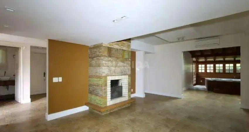 Casa Residencial/Sobrado para aluguel, 3 quartos, 1 suíte, 3 vagas de garagem, Jardim Isabel - Porto Alegre/RS