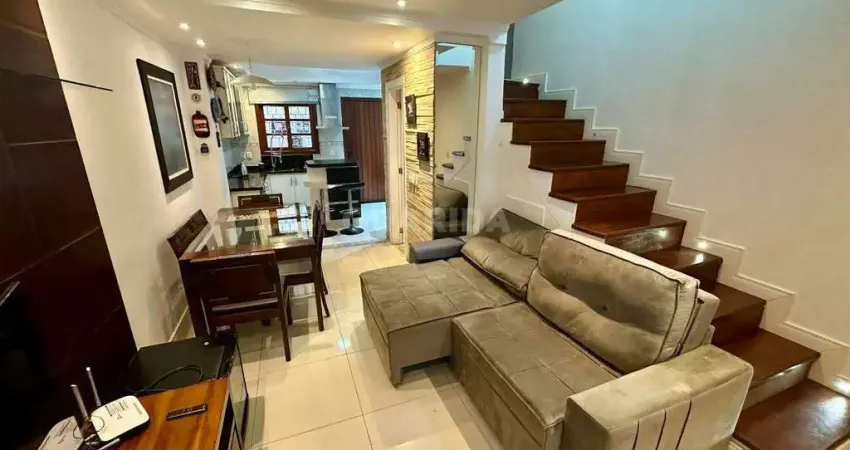Casa em condomínio no bairro Nonoai - Porto Alegre/RS