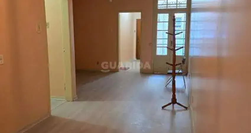 Apartamento de 2 dormitórios com sacada no centro histórico - porto alegre/rs