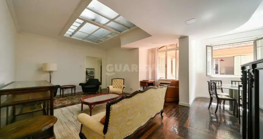 Amplo apartamento semimobiliado de 2 dormitórios no bairro moinhos de vento!