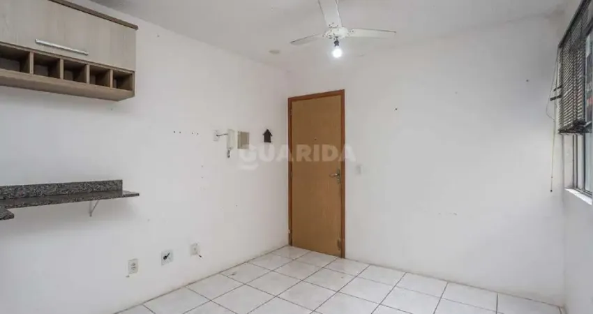 Apartamento com 2 quartos para alugar na Rua Capitão Pedroso, Restinga, Porto Alegre