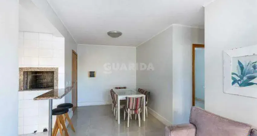 Apartamento com 2 dormitórios, sendo 1 suíte, e 1 vaga de garagem no bairro passo d`areia