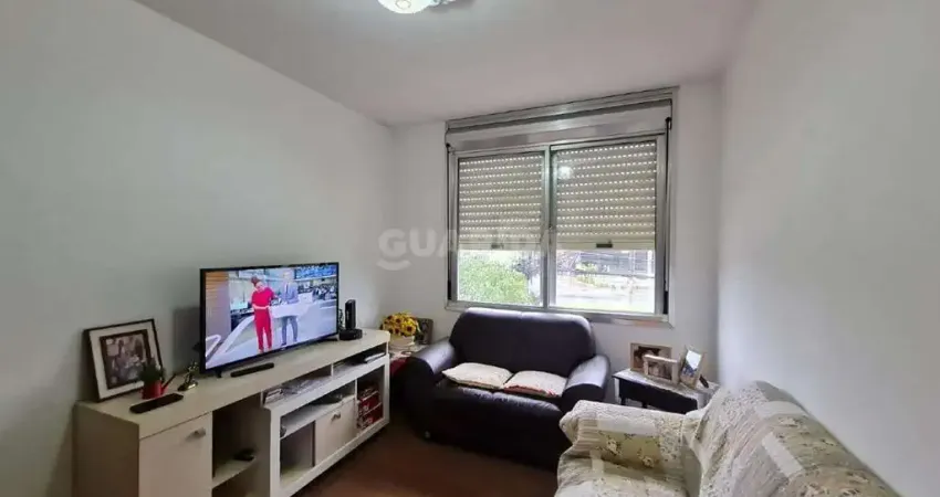Apartamento com 3 quartos para alugar na Rua Ibicui, Cristal, Porto Alegre