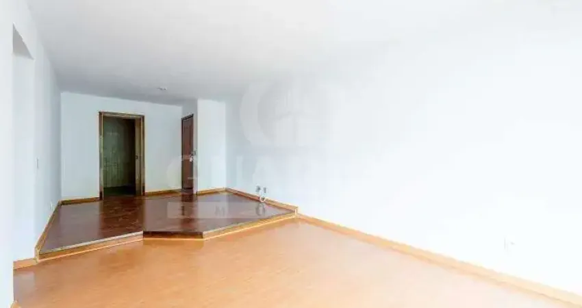 Apartamento de 3 dormitórios, sendo 1 suíte no bairro bela vista.