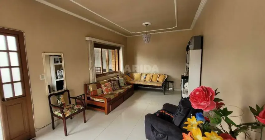 Casa com 2 quartos para alugar na Rua Catarino Andreatta, Vila Nova, Porto Alegre