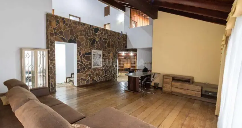 Casa residencial com 3 dormitórios para alugar no bairro assunção.