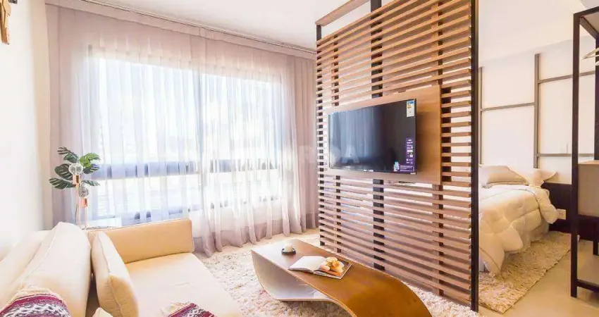 Apartamento mobiliado e decorado de 1 dormitório no bairro Menino Deus !