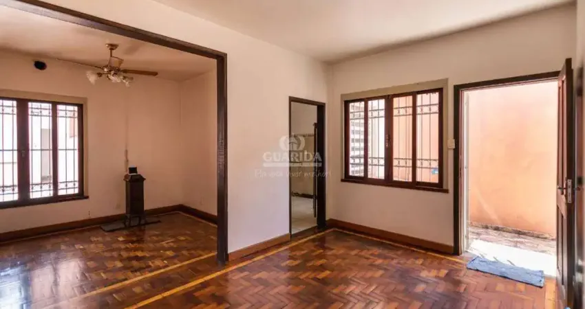 Casa Residencial/Sobrado para aluguel, 3 quartos, 1 vaga, Petrópolis - Porto Alegre/RS