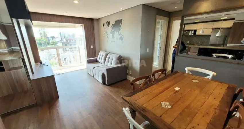 Apartamento totalmente mobiliado com 2 dormitórios, suíte, 1 vaga de garagem no bairro Cristo Redentor!