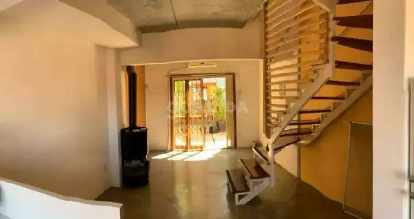 Sobrado em Condomínio Fechado de 1 dormitório suíte. Jardim do Salso – Porto Alegre!