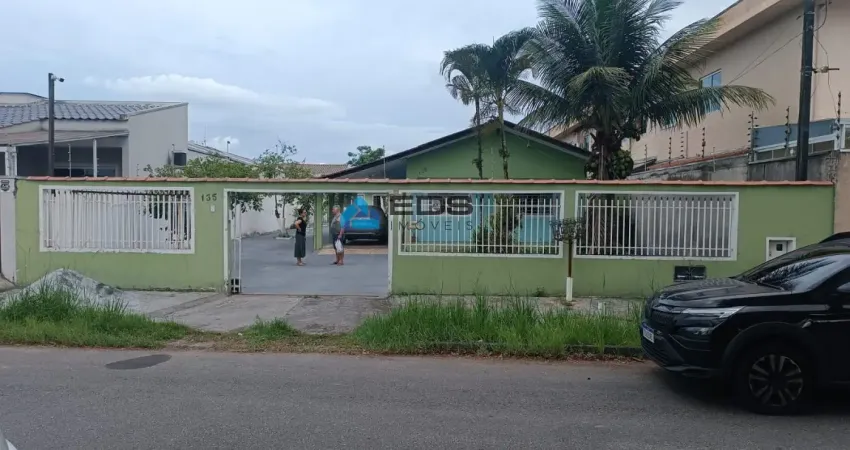 Casa no Parque São João. Espaço, conforto e tranquilidade em uma das melhores localizações de Paranaguá.