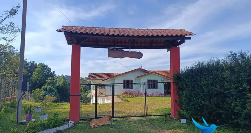 Chácara / sítio com 4 quartos à venda na Estrada Principal, 8895, Leão, Agudos do Sul