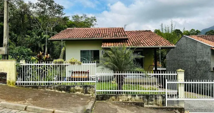 Casa à venda no bairro Warnow - Indaial/SC