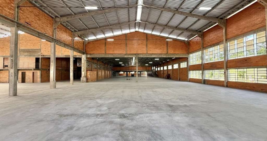 Galpão disponível para locação com aprox. 5.410 m² em Blumenau/SC