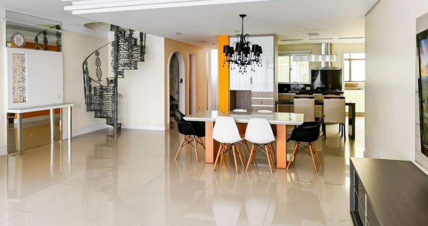 Duplex Cobertura com 3 Suítes e área de festas no Centro de Blumenau