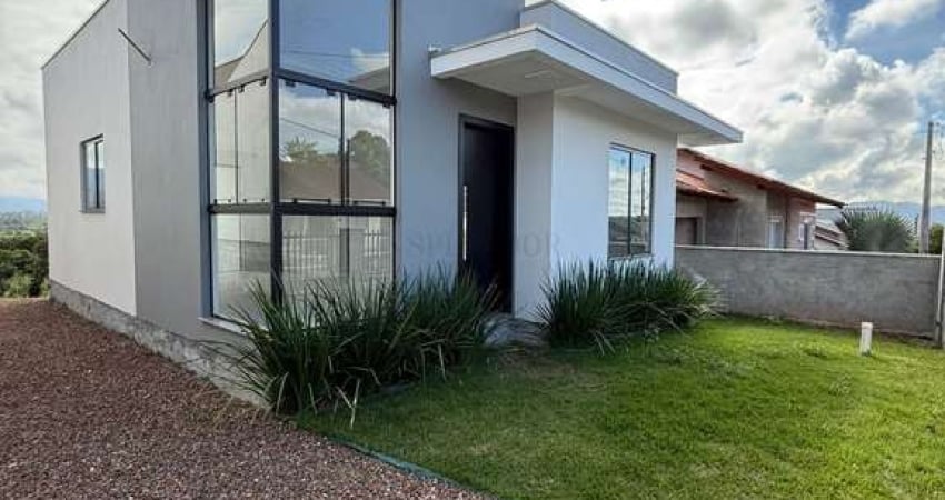 Casa nova à venda com 3 dormitórios sendo 1 suíte e amplo terreno no Lot. Nova I