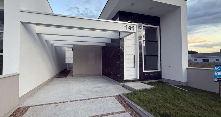 Casa à venda com 2 dormitórios sendo 1 suíte no bairro Benedito em Indaial - SC