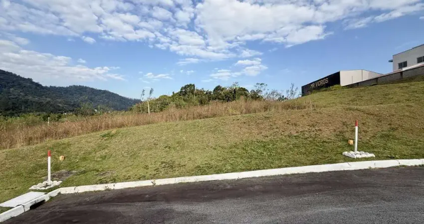 Terreno à venda em região central, pronto para construir com 360 m² - Estrada da