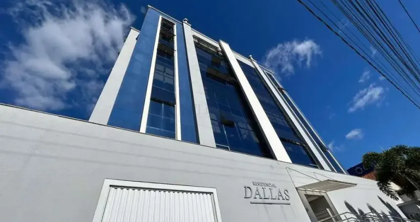 Apartamento mobiliado com 1 suíte, 2 demi-suítes e 2 vagas à venda no bairro est