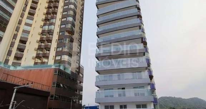 Apartamento com 3 quartos para alugar na Avenida Atlântica, 4520, Centro, Balneário Camboriú