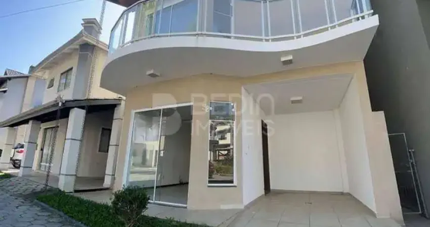 Casa com 2 quartos à venda na Rua Presidente Getúlio, 100, Monte Alegre, Camboriú