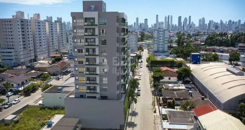 Apartamento diferenciado 02 suítes a venda tabuleiro camboriú