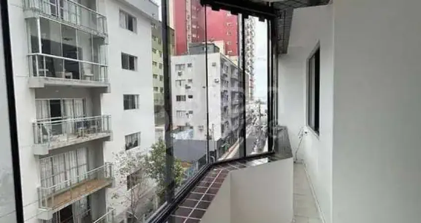 Apartamento 03 dormitórios quadra mar a venda Centro Balneário Camboriú