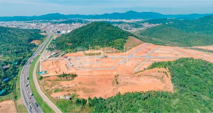 Terreno à venda na Rodovia BR-101, Monte Alegre, Camboriú