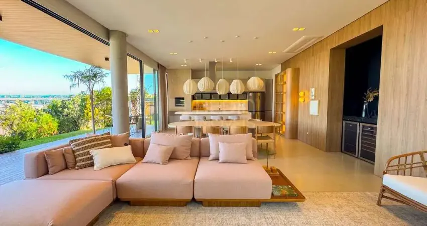 Casa com 4 quartos à venda na Rua Hercelina M Vieira, 293, Praia do Estaleiro, Balneário Camboriú