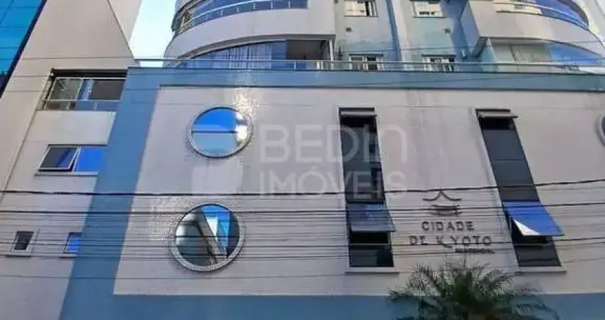 Apartamento 02 suítes locação temporada Centro Balneário Camboriú