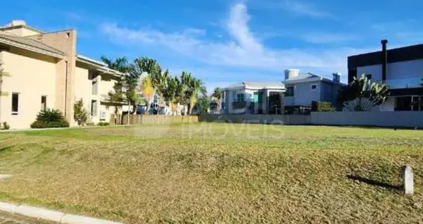 Terreno à venda na Avenida Marcio Ferreira de Mello e Silva, 55, Balneário Santa Clara, Itajaí