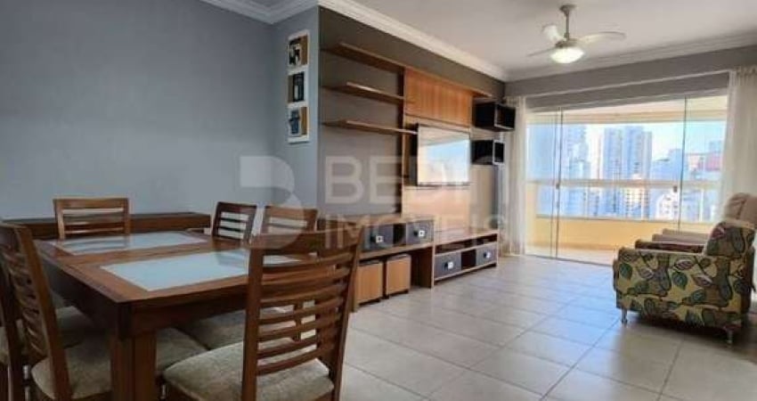 Apartamento 03 dormitórios locação anual Centro Balneário Camboriú Arnoldo Werner