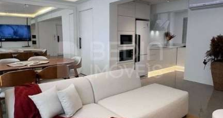 Apartamento 03 dormitórios quadra mar  a venda Balneário Camboriú