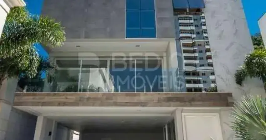 Casa com 4 quartos à venda na Avenida Osvaldo Reis, 3299, Balneário Santa Clara, Itajaí