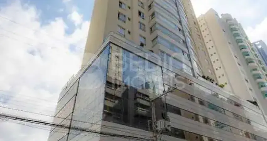 Apartamento diferenciado 03 suítes a venda centro balneário camboriú royal garden