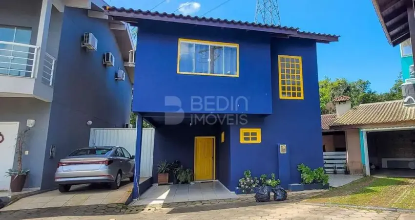 Casa 03 dormitórios a venda condomínio fechado camboriú recanto dos pássaros