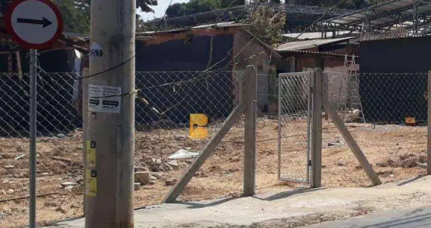 Terreno à venda na Avenida Isaac Póvoas, 1, Duque de Caxias I, Cuiabá
