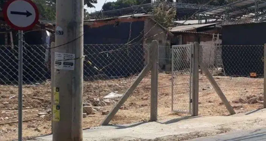 Terreno à venda na Avenida Isaac Póvoas, 1, Duque de Caxias I, Cuiabá