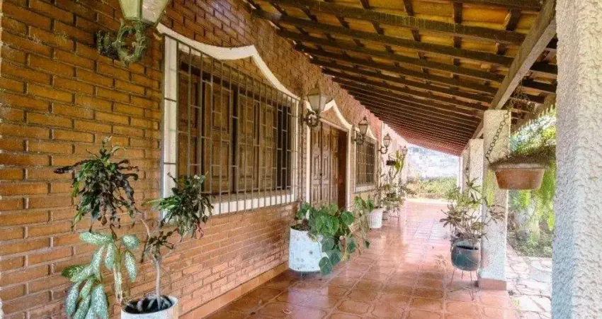 SOBRADO COMERCIAL / RESIDENCIAL - VENDA - Boa Esperança - Cuiabá/MT