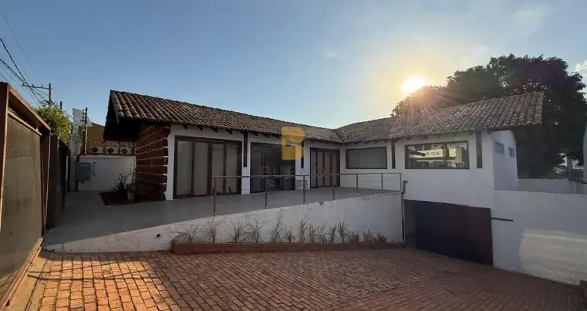 Casa comercial com 3 salas para alugar na Avenida São Sebastião, Quilombo, Cuiabá